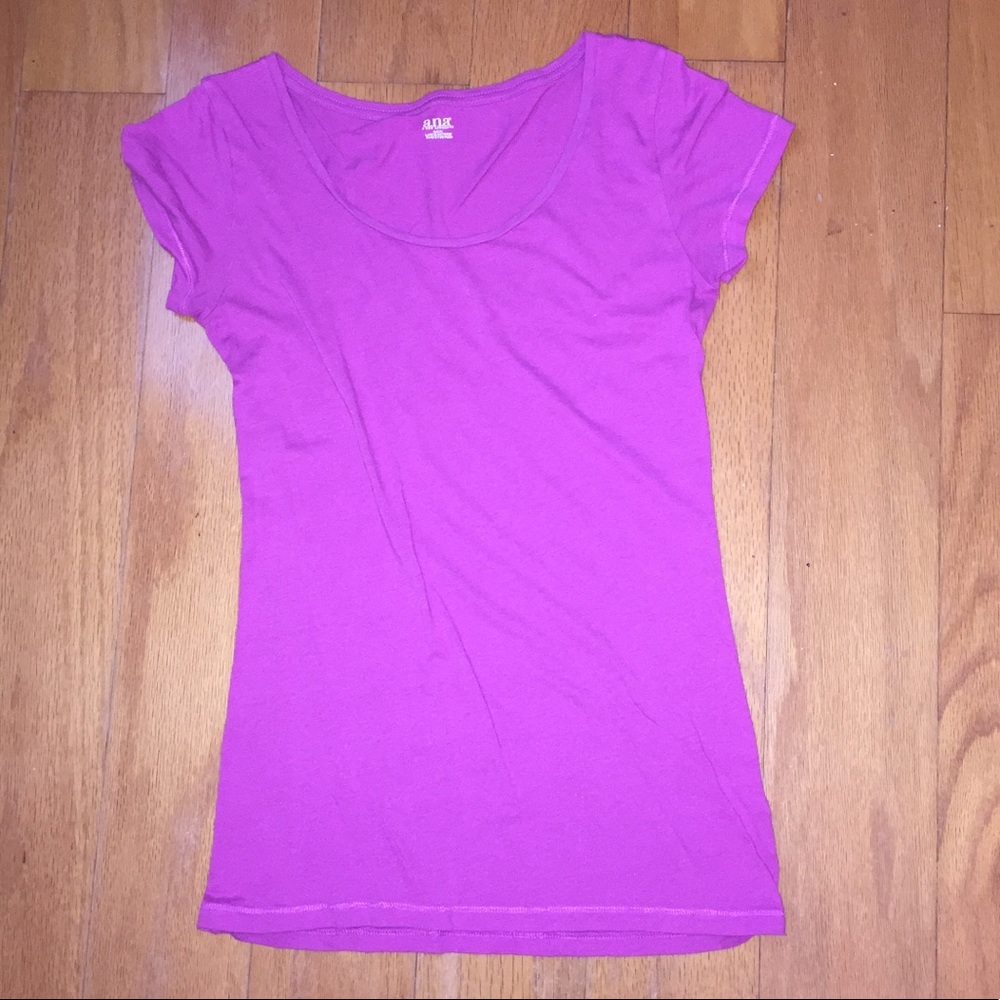 magenta short sleeve shirt